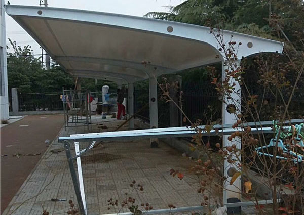 膜結(jié)構(gòu)電動(dòng)車、自行車棚