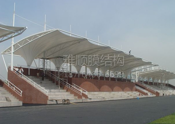膜結(jié)構(gòu)體育場館及看臺(tái)